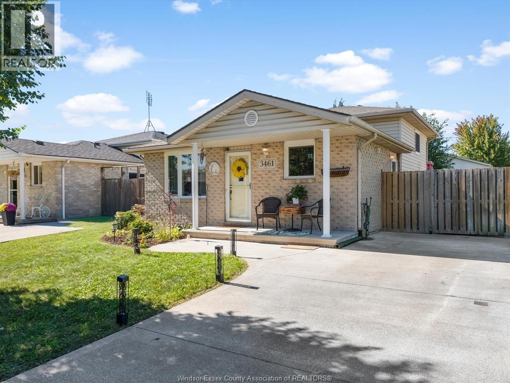 Single Family — 3461 Caribou, Windsor, Ontario
