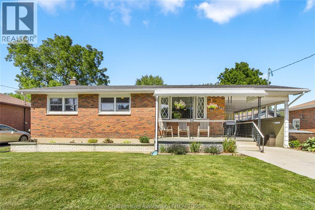 Single Family — 147 Coverdale Street, Chatham, Ontario