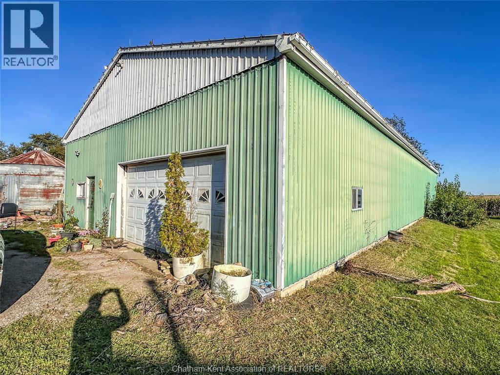 4-bedroom Single Family at 11036 Brush Line, Blenheim — photograph 2
