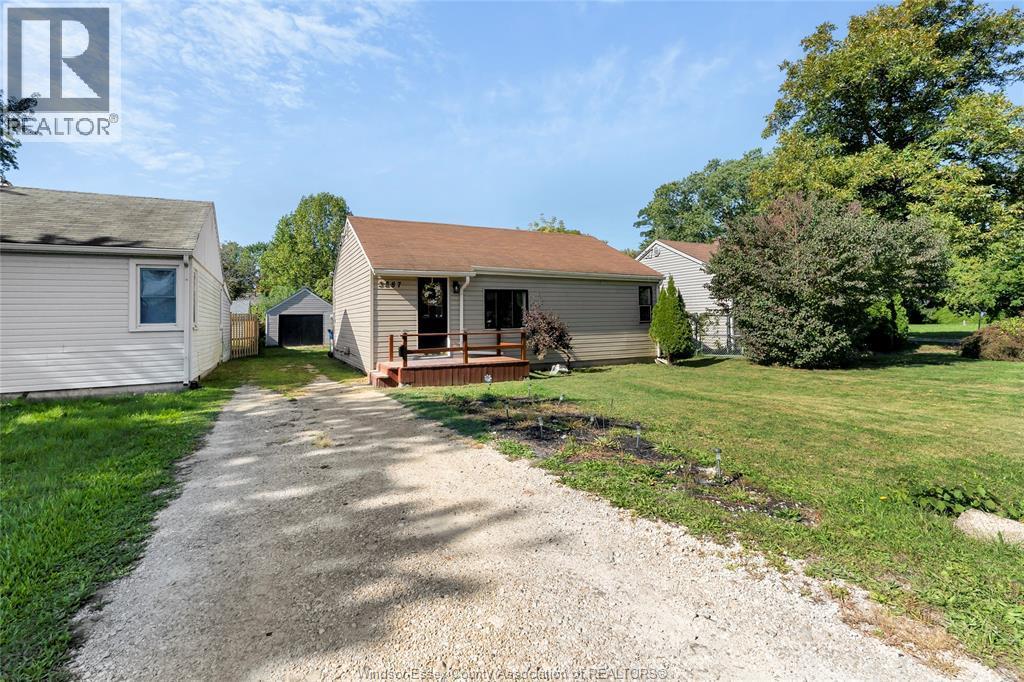 Single Family — 3887 Turner Rd, Windsor, Ontario