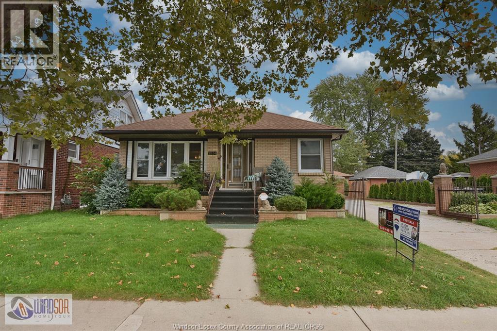 Single Family — 1534 Pillette Road, Windsor, Ontario