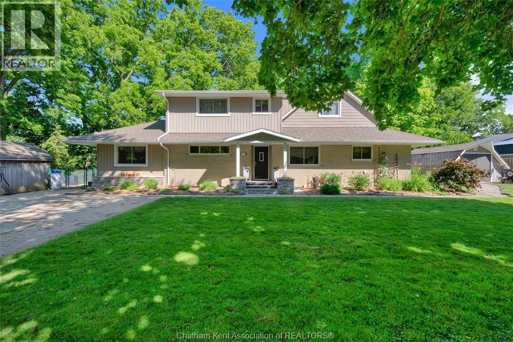 4-bedroom Single Family at 472 Sydenham Street, Dresden — primary photograph