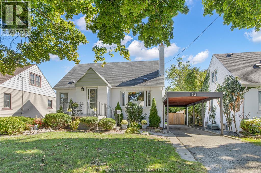 3-bedroom Single Family at 32 Kerr Avenue, Chatham — photograph 3