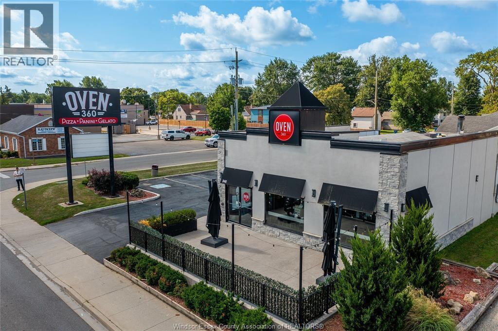 Business — 346 St. Clair Street, Chatham, Ontario