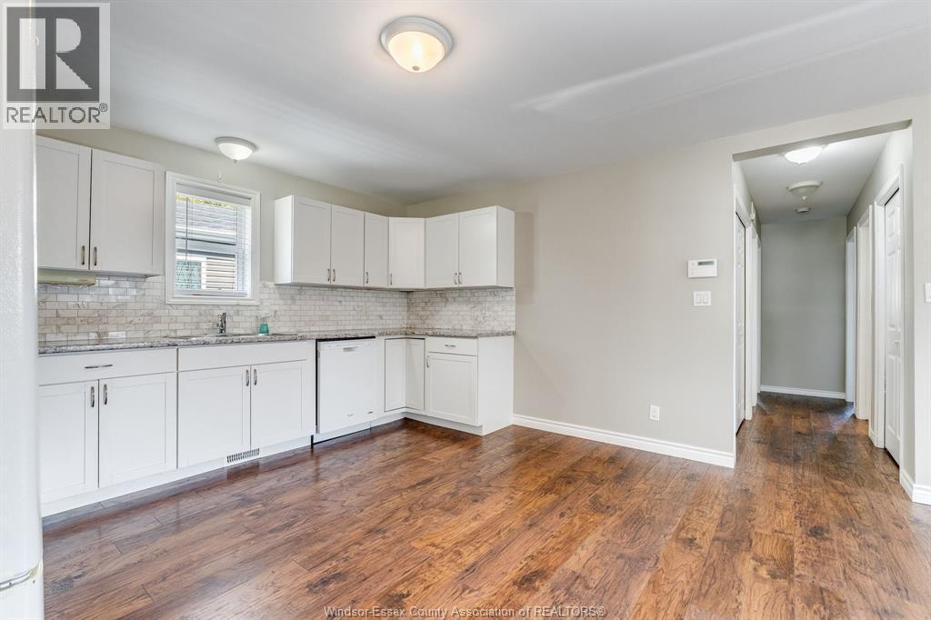 2-bedroom Single Family at 145 Dana, Essex — photograph 2