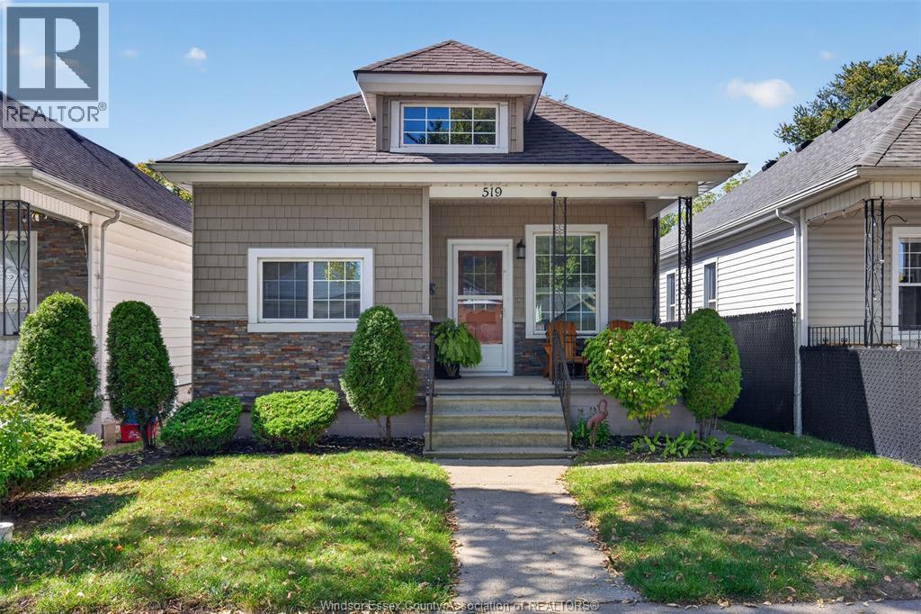 2-bedroom Single Family at 519 McKay, Windsor — primary photograph
