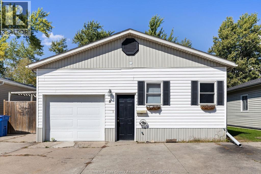3-bedroom Single Family at 8 Spruce, McGregor — primary photograph
