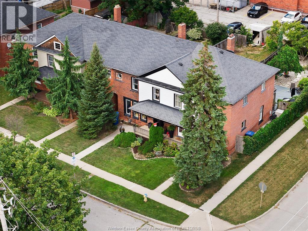 3-bedroom Single Family at 1092 Monmouth Road, Windsor — primary photograph