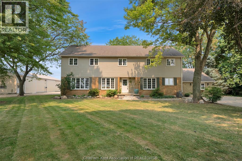 7-bedroom Single Family at 6653 St Philippes Line, Grande Pointe — primary photograph