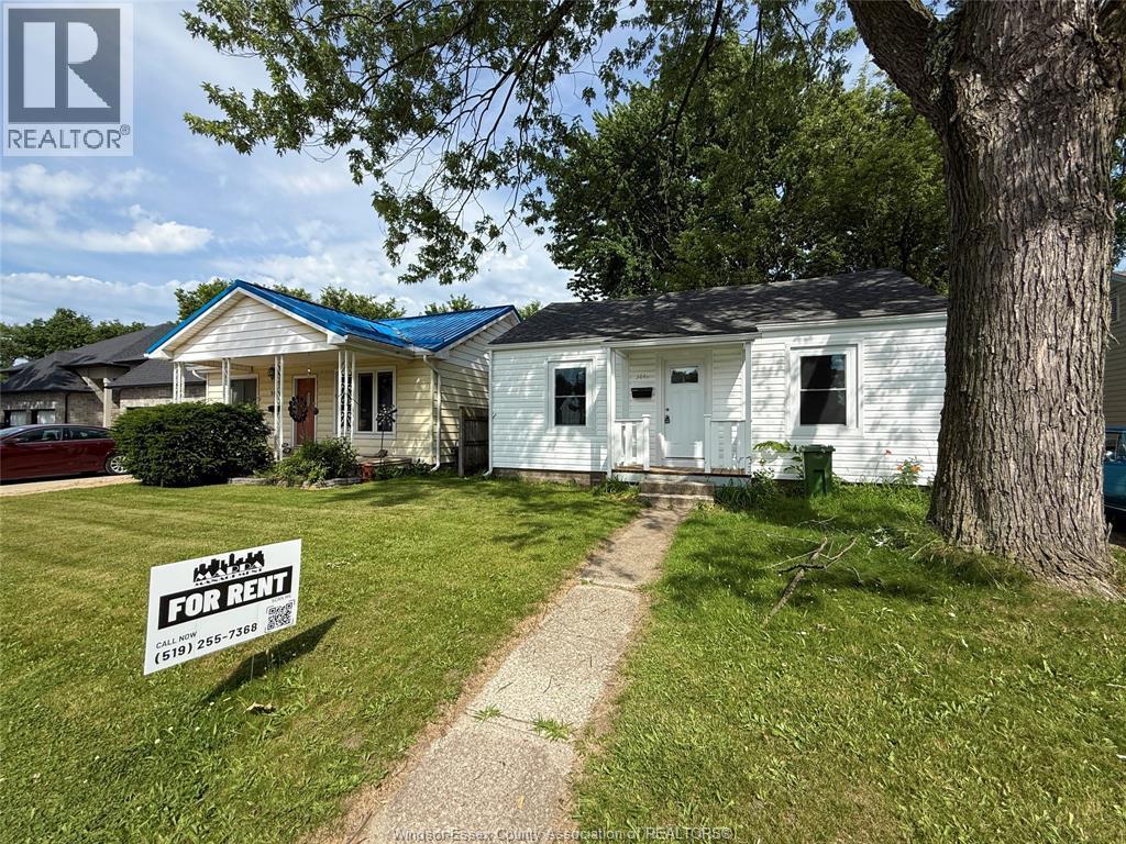 2-bedroom Single Family at 3847 Matchett Road, Windsor — photograph 2