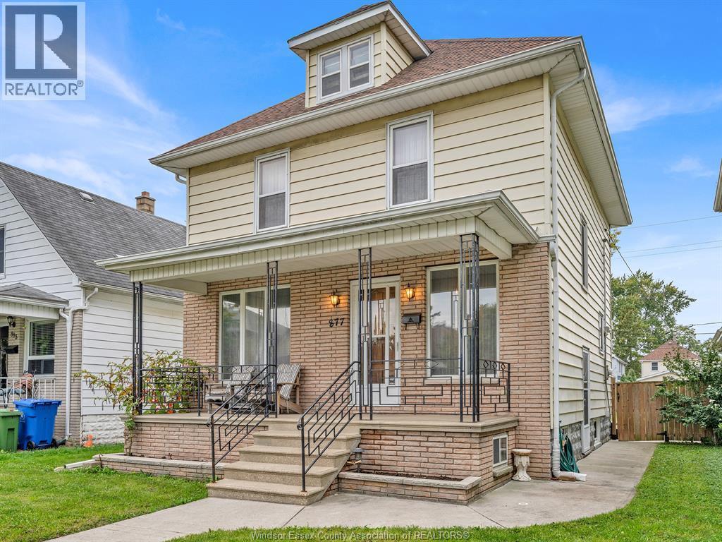Single Family — 877 Pierre Avenue, Windsor, Ontario
