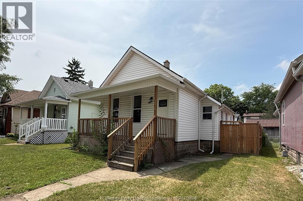 2-bedroom Single Family at 1539 Windermere Road, Windsor — photograph 2