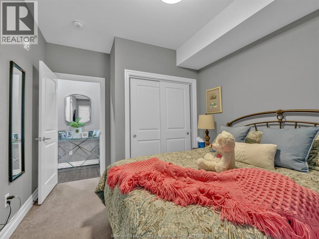 2-bedroom Single Family at 6 Park #205, Kingsville — photograph 3
