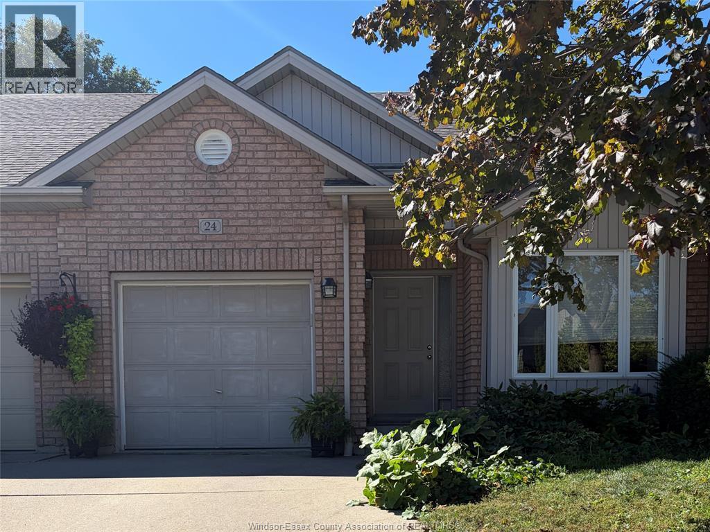 2-bedroom Single Family at 24 Erie Glen Crescent, Leamington — primary photograph