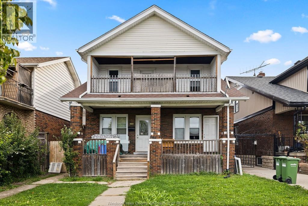 2-bedroom Single Family at 1044 Parent Avenue #UPPER, Windsor — photograph 2