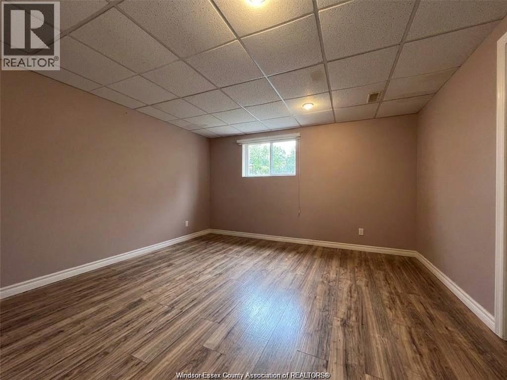 3-bedroom Single Family at 709 Havens Drive #LOWER, Windsor — photograph 3