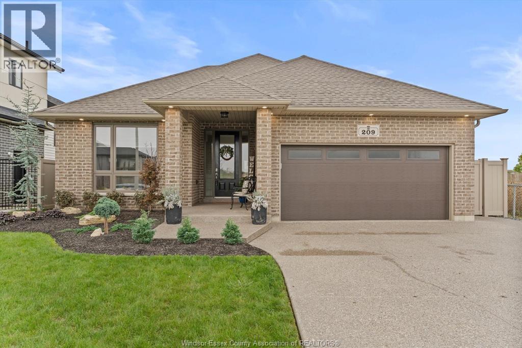 Single Family — 209 Mullen Crescent, Amherstburg, Ontario