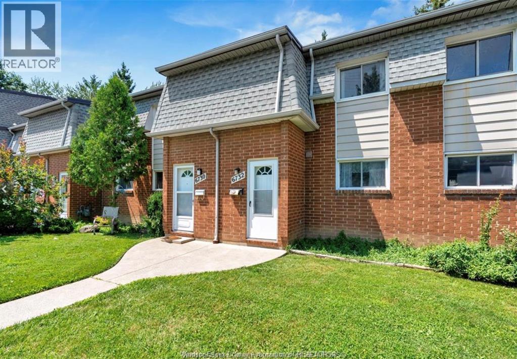 3-bedroom Single Family at 6732 Roseville Garden Drive, Windsor — primary photograph