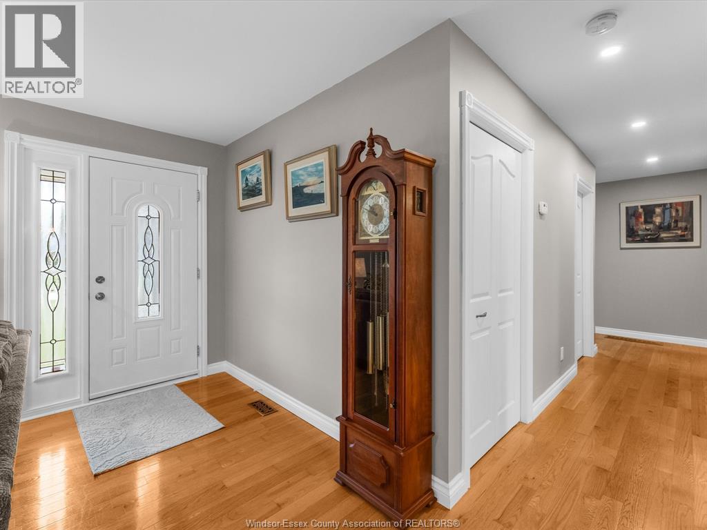 3-bedroom Single Family at 124 Allison Avenue, Essex — photograph 3