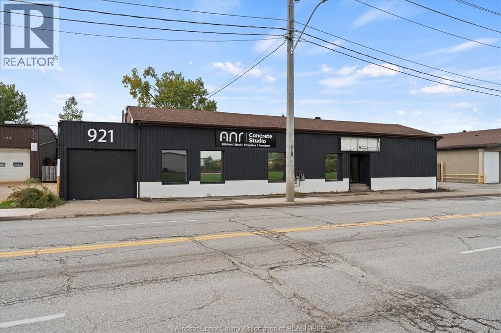 Industrial — 921 Tecumseh Road, Windsor, Ontario
