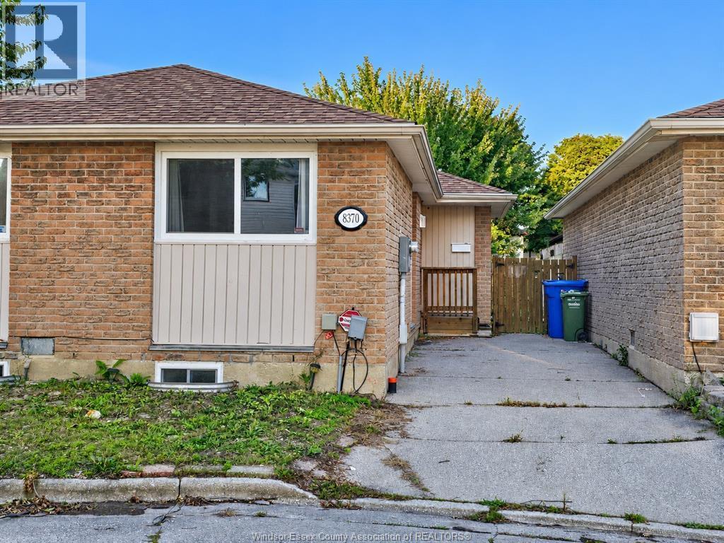Single Family — 8370 Gregory, Windsor, Ontario