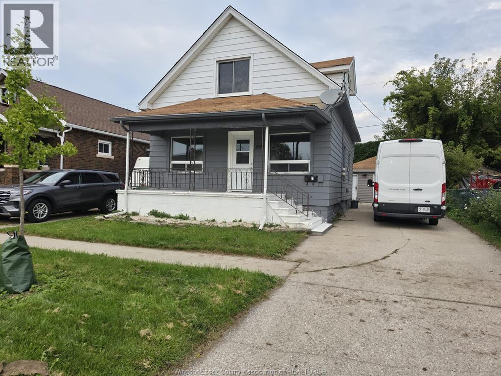 3-bedroom Single Family at 1674 Hickory Road #MAIN, Windsor — photograph 2