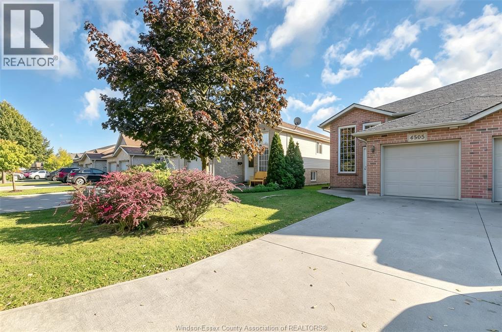 3-bedroom Single Family at 4505 Tumbleweed, Windsor — photograph 3