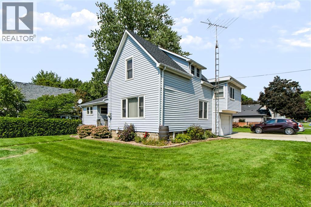 4-bedroom Single Family at 24 King Street, Ridgetown — primary photograph