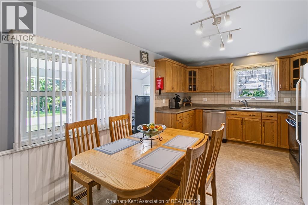 4-bedroom Single Family at 24 King Street, Ridgetown — photograph 3