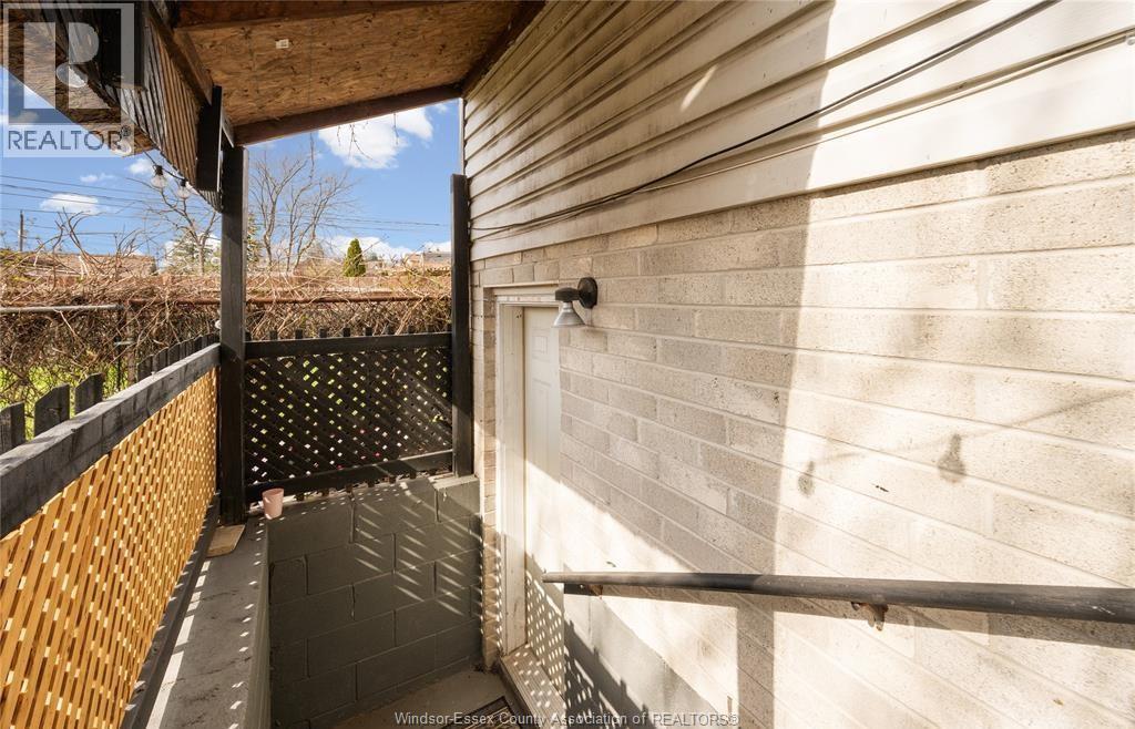 2-bedroom Single Family at 1537 Langlois #LOWER, Windsor — photograph 2