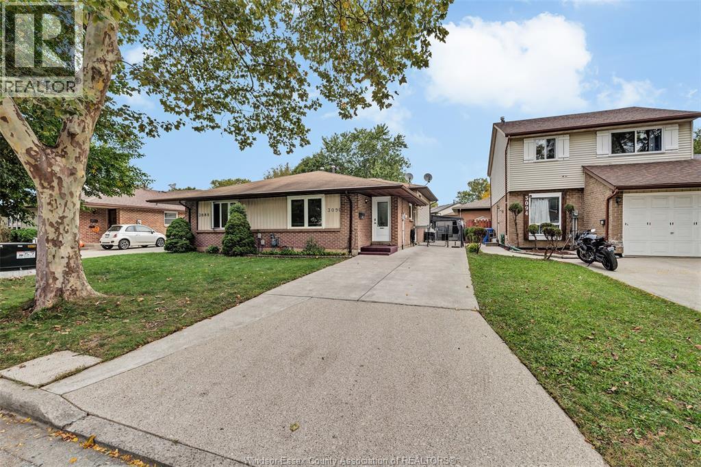 Single Family — 3090 Fairlane Crescent, Windsor, Ontario