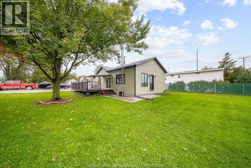 3-bedroom Single Family at 20858 Fargo Road, Blenheim — photograph 2