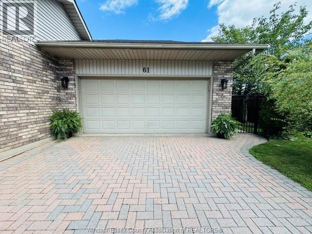 2-bedroom Single Family at 61 Remark Drive, Kingsville — photograph 2