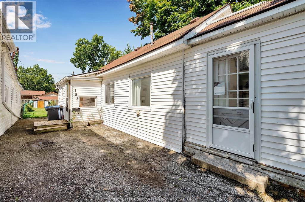 2-bedroom Single Family at 198 Brock, Amherstburg — photograph 3