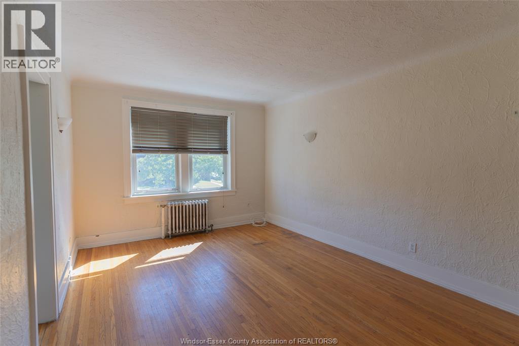 2-bedroom Single Family at 710 Giles Boulevard #201, Windsor — photograph 2