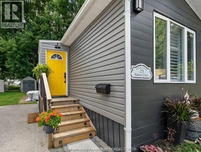 2-bedroom Single Family at 23 Sutton Court, Chatham — photograph 3