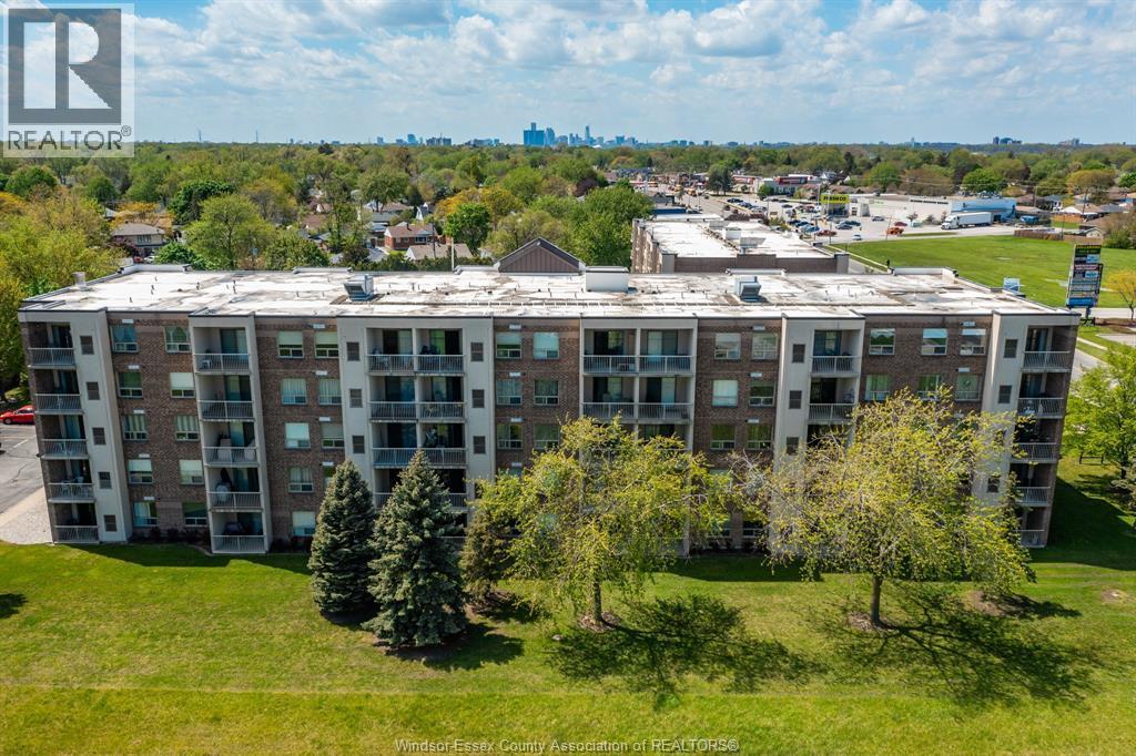 2-bedroom Single Family at 8335 Wyandotte Street #109, Windsor — photograph 3