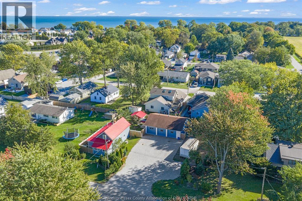 3-bedroom Single Family at 1057 Oak Avenue, Kingsville — primary photograph