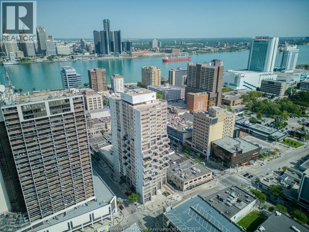 2-bedroom Single Family at 380 Pelissier Street #405, Windsor — primary photograph