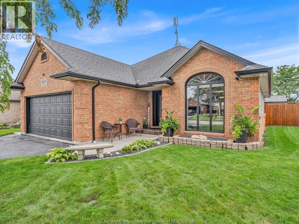 Single Family — 2575 Wildberry, Tecumseh, Ontario