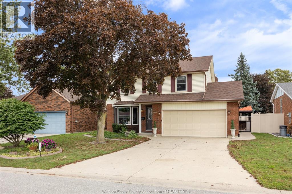 Single Family — 1316 Carriage Lane, LaSalle, Ontario