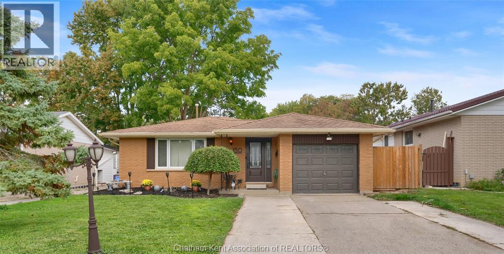 Single Family — 150 Lark Street, Chatham, Ontario