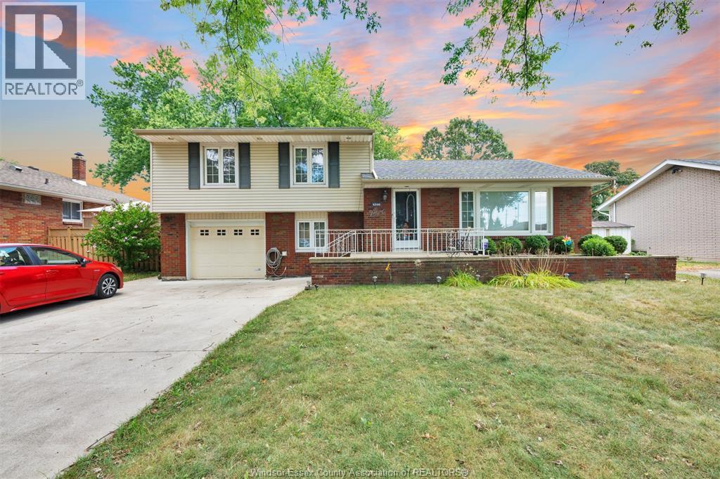Single Family — 4340 Mount Royal Drive, Windsor, Ontario