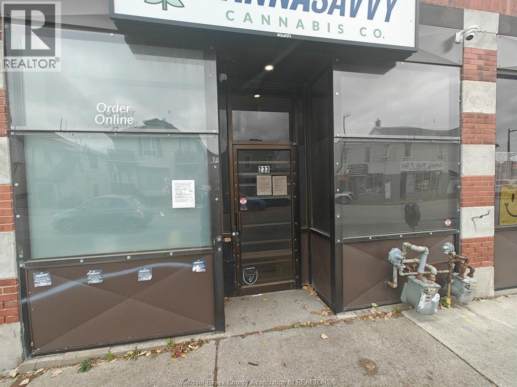Industrial — 233 Wyandotte Street, Windsor, Ontario