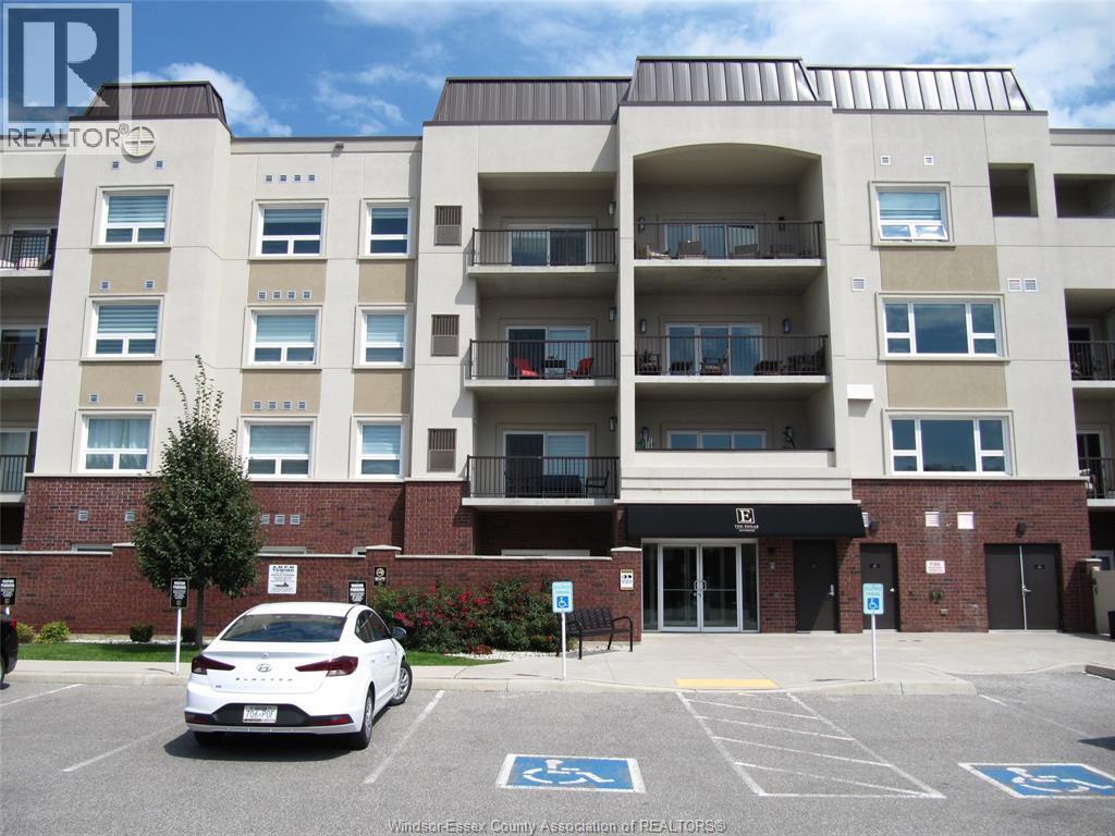 Single Family — 7887 Edgar, Windsor, Ontario