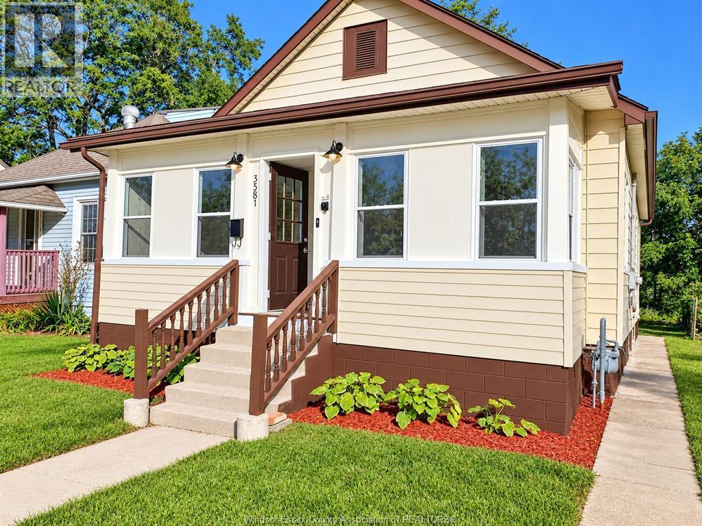 Single Family — 3587 Bloomfield, Windsor, Ontario
