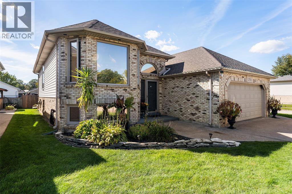 4-bedroom Single Family at 2701 Cappelletto Road, Windsor — photograph 3