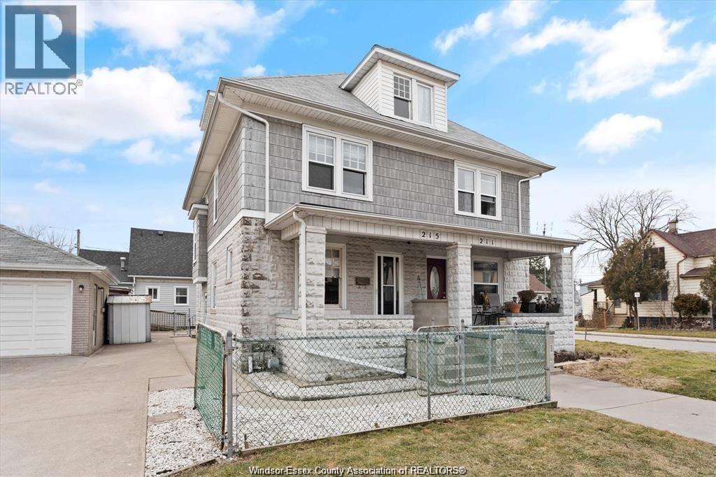 3-bedroom Single Family at 215 Pierre Avenue, Windsor — photograph 2