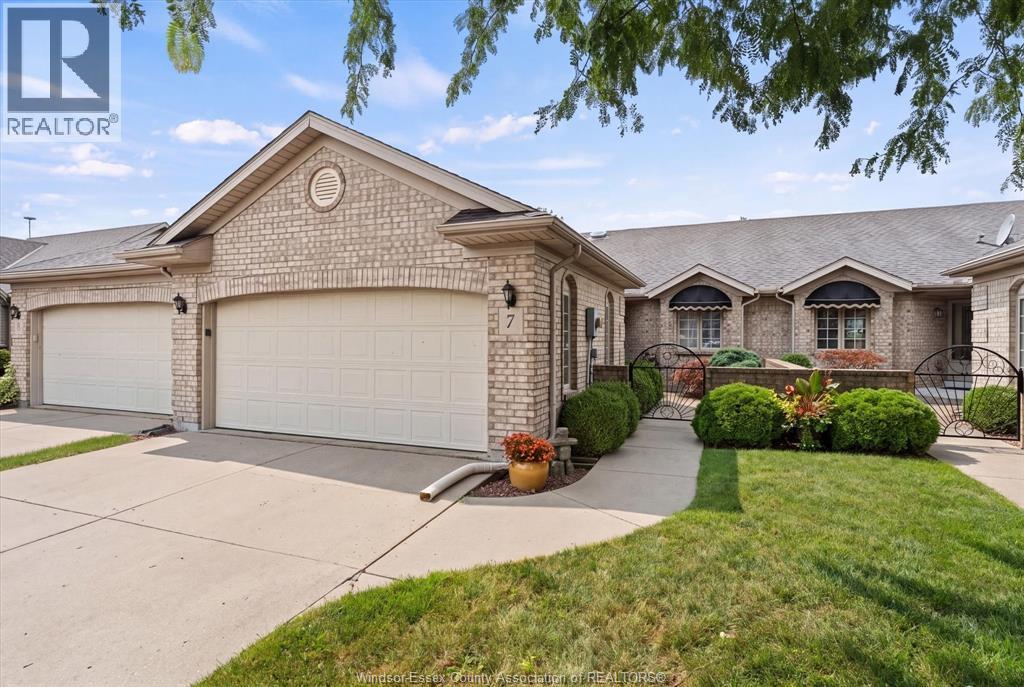 Single Family — 7 Cherokee Lane, Leamington, Ontario