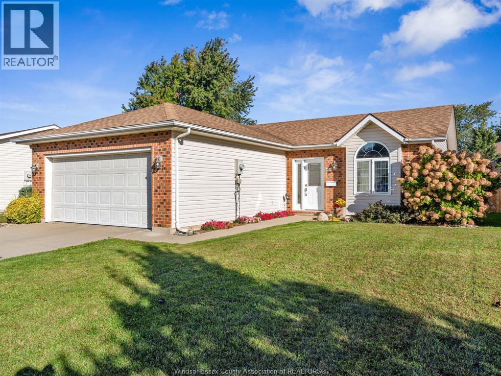 Single Family — 27 Eastgrove, Leamington, Ontario